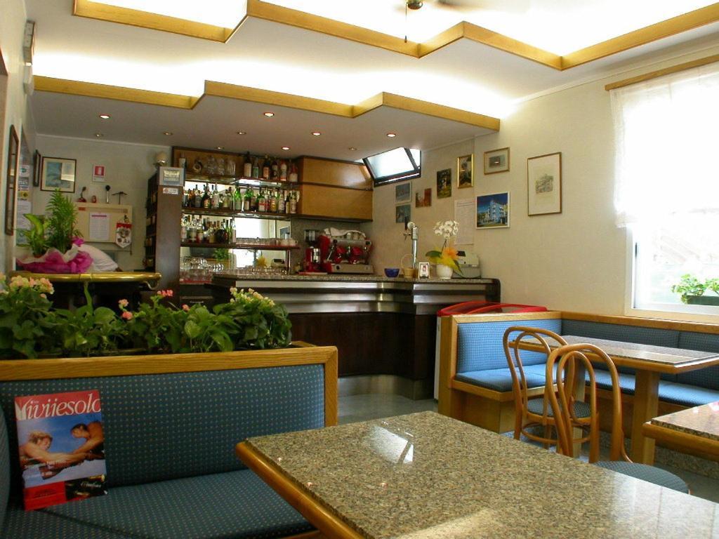 Albergo Aquila Lido di Jesolo Exteriör bild
